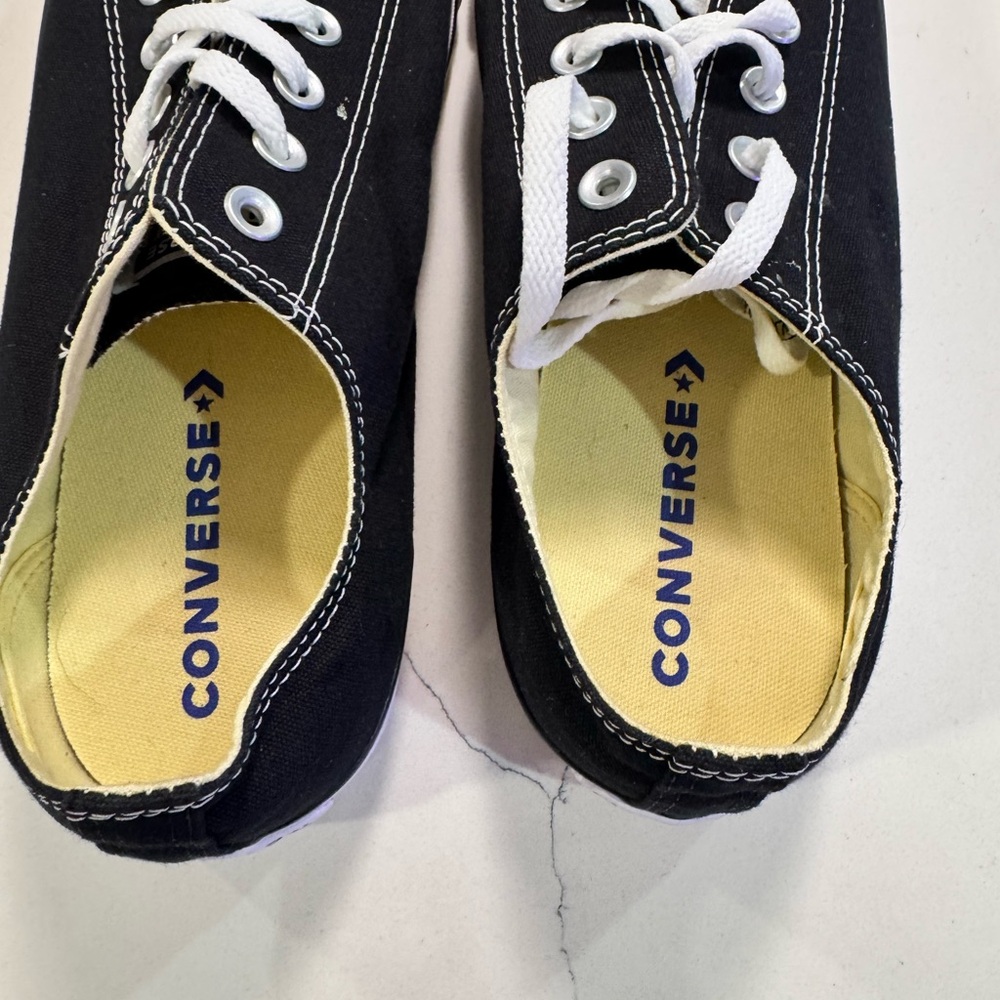 Converse Men’s Chucks - 12 - Picture 3 of 6